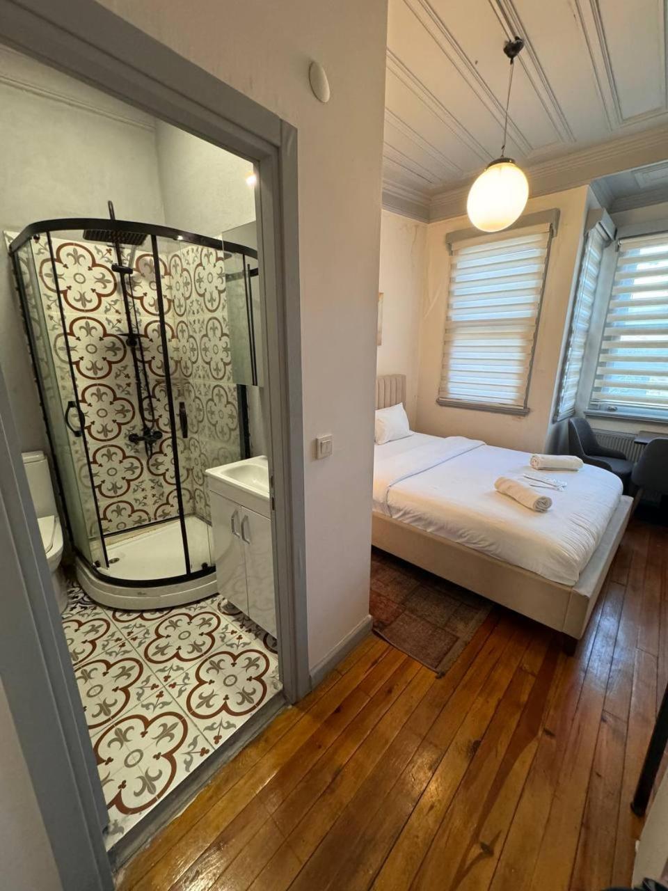 Gen Plus Istanbul Exterior foto